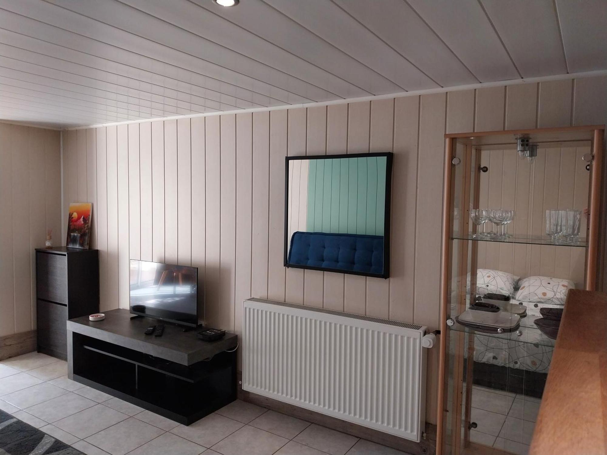 Beau Studio T1 A 30 Km De Paris Saint-Germain-lès-Corbeil Exterior foto